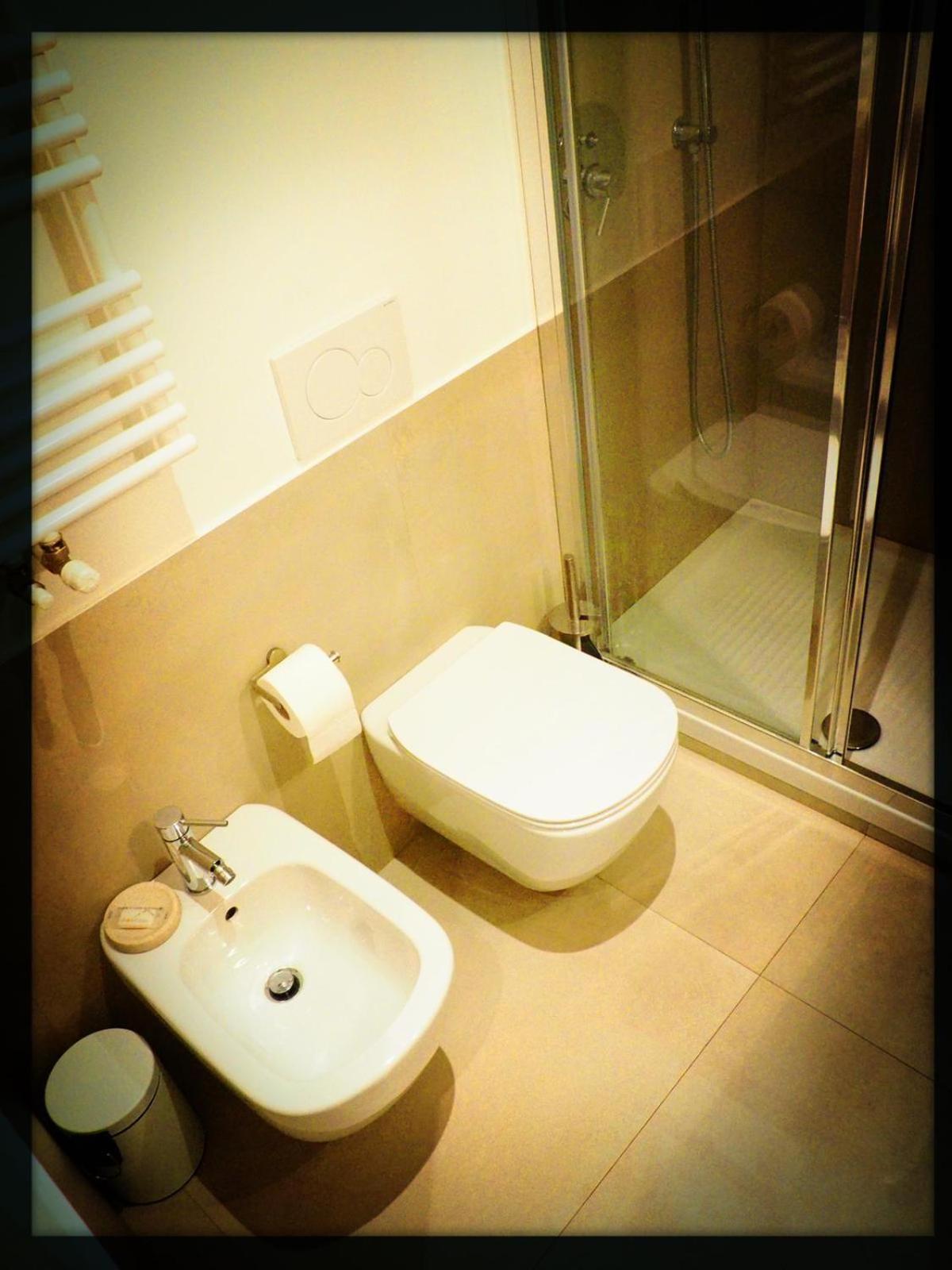 Apartment Smile House. Intero Trilocale 15 Min. Dal Centro Milan