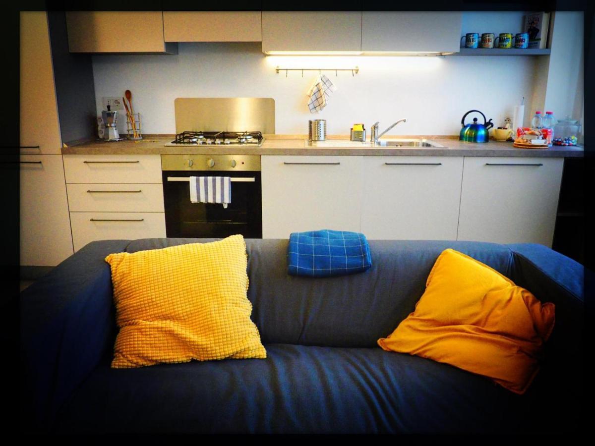 Smile House. Intero Trilocale 15 Min. Dal Centro Milan